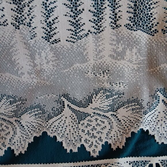 Set 3 Vtg Mantle Scarf Pinecone Pine Trees 22x60” White Heritage Lace Cabin - Picture 5 of 7